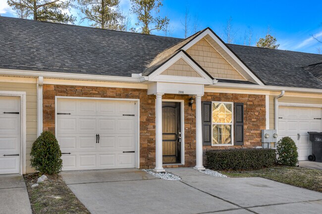 Foto del edificio - Stonewyck Luxury Townhomes