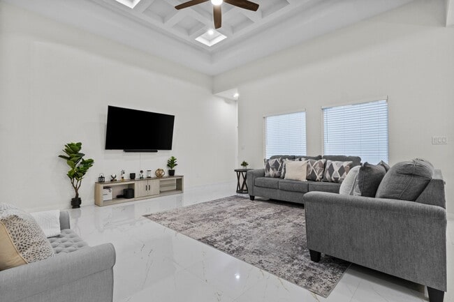 Building Photo - 7425 Lake Havasu