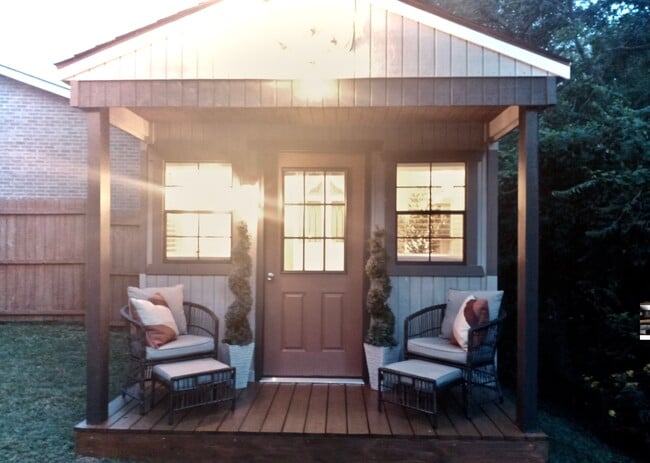 Detached "Flex Shed" provides 100sqft of x-tra storage space or a hangout space. - 2314 Cooper Ter Apartments