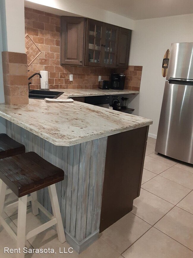 Building Photo - 2 br, 2 bath House - 3214 Bougainvillea St.