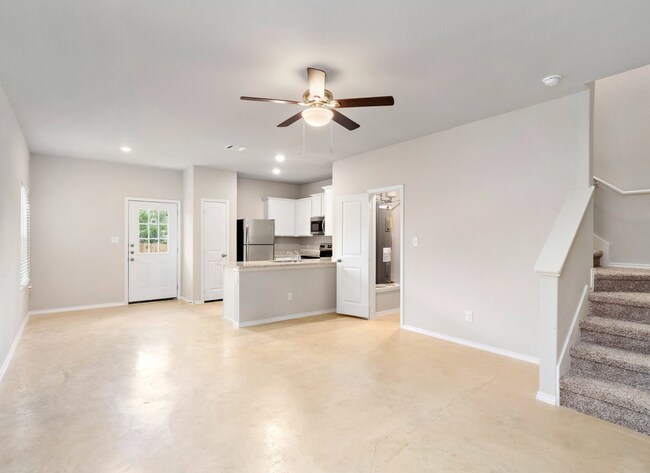 Building Photo - 9919 Grove Mist