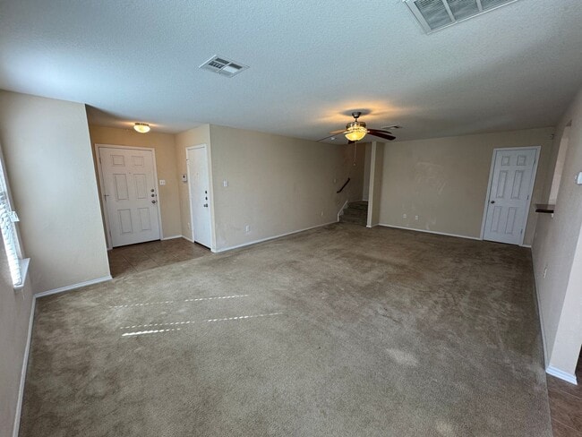 Building Photo - 107 W Gemini Ln