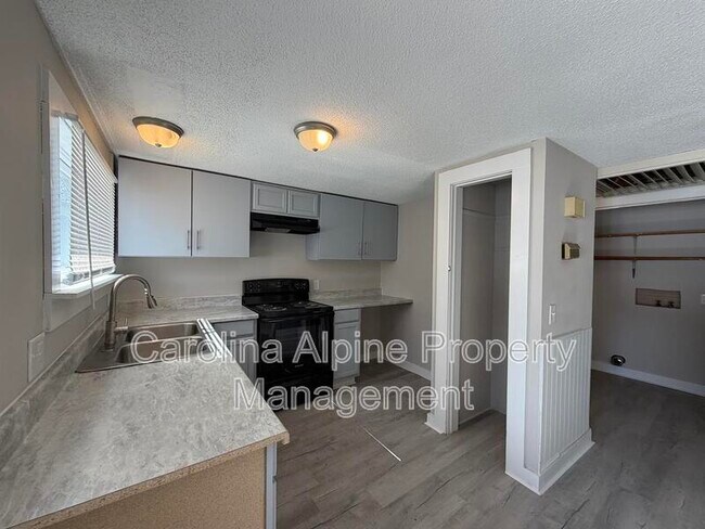 Foto del edificio - 510 Ridgecrest Dr