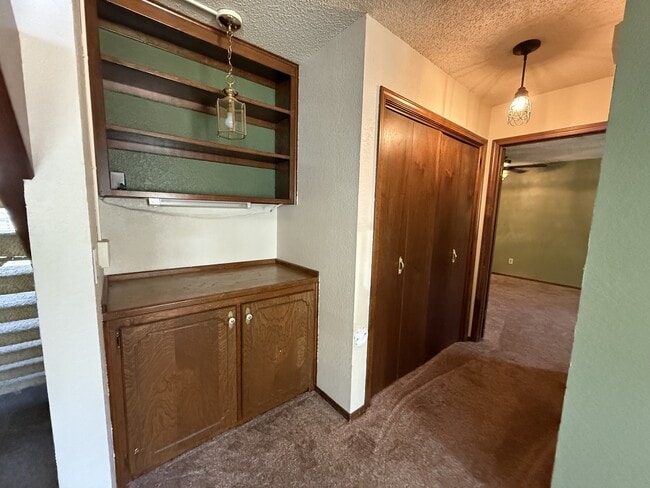 Foto del edificio - 2208 Timbercrest Dr