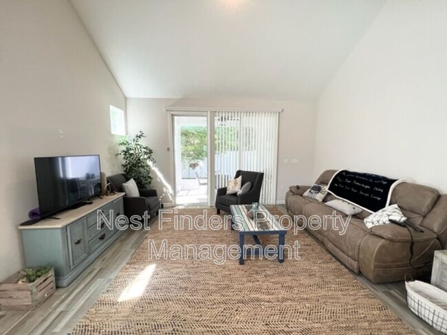 Foto del edificio - 44 Moultrie Creek Cir