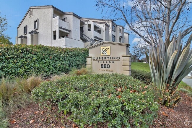 Building Photo - 880 E Fremont Ave