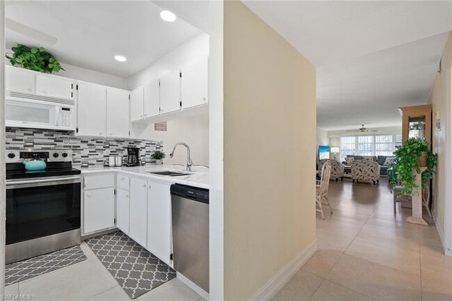 Building Photo - 3608 Arctic Cir