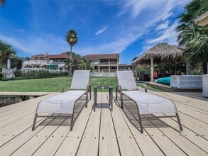 1623 Lake Arbor Dr