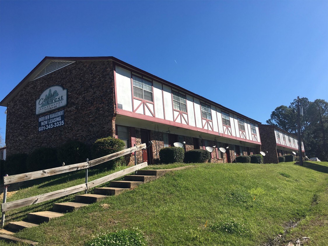 Foto del edificio - 112 Cedar Ln