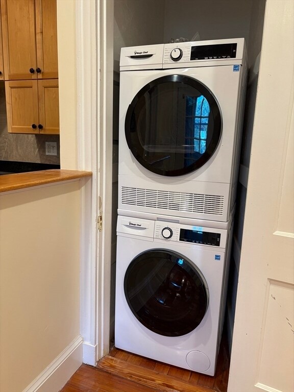 Foto del edificio - 165 Winthrop Rd