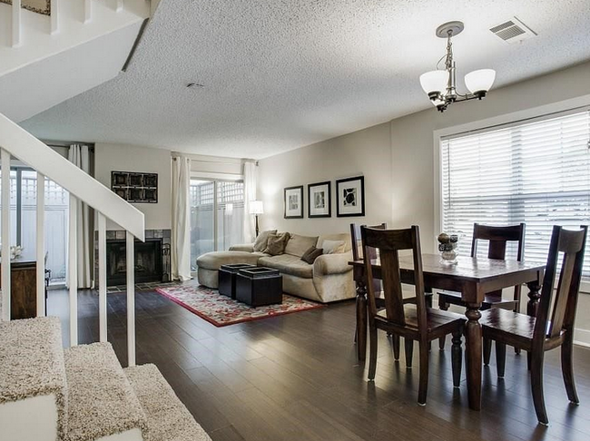 Foto del edificio - 3321 Oak Grove Ave