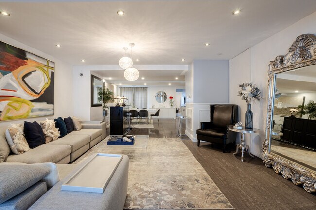 Photo du bâtiment - 1420 Rue Notre-Dame Ouest-SI ID1601947P
