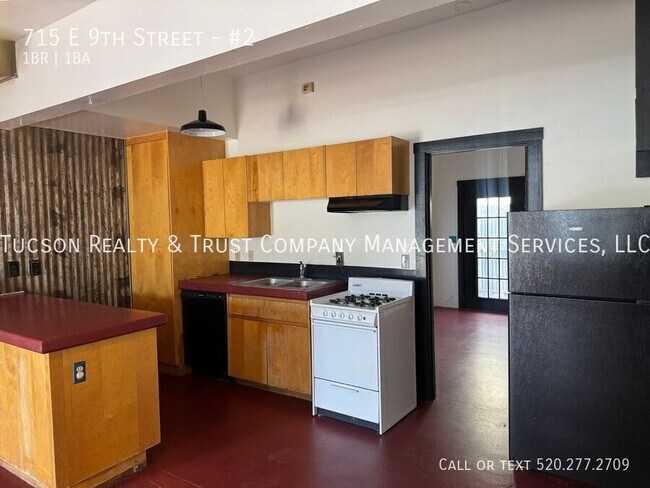 Foto del edificio - 715 E 9th St