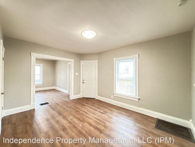 Foto del edificio - 3 br, 1.5 bath House - 211 Alaska St