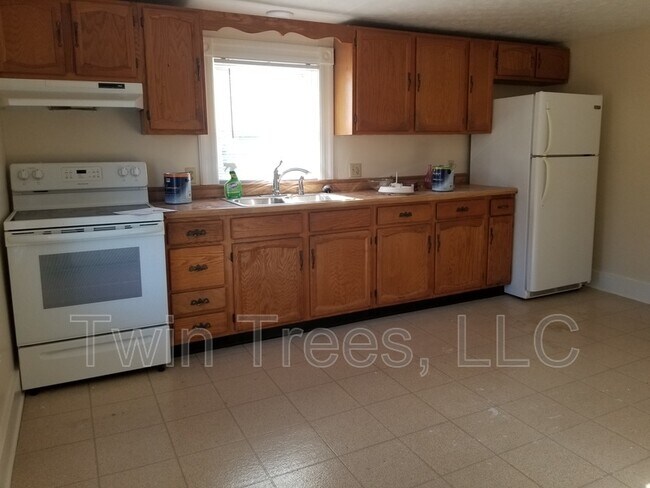 Foto del edificio - 560 Old Bethel Rd