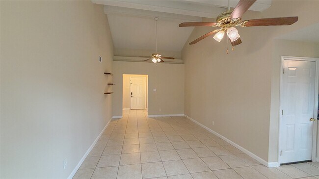 Foto del edificio - 1808 Dolphin Dr