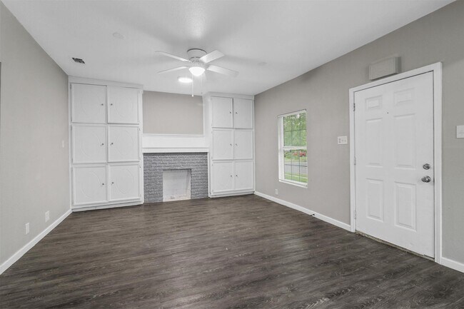 Foto del edificio - 814 N Walnut St