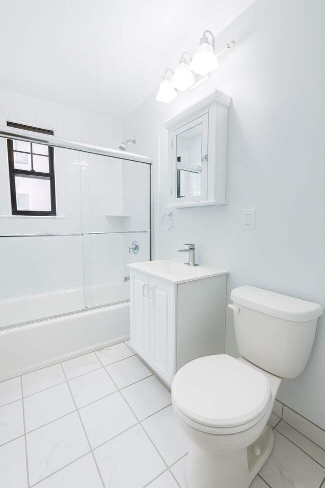 Building Photo - Museum Commons