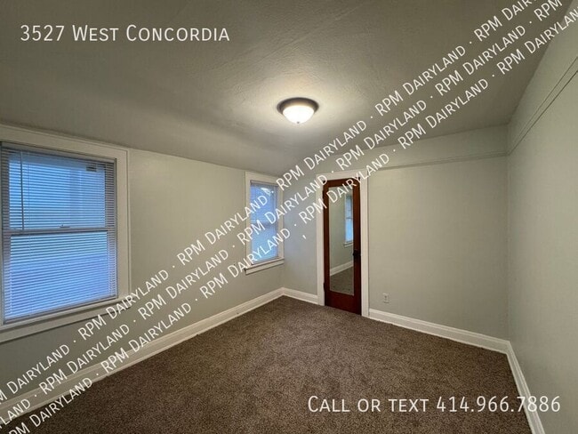 Building Photo - 3527 West Concordia-