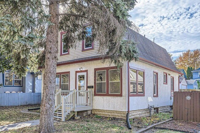 Foto del edificio - 3715 N Lyndale Ave