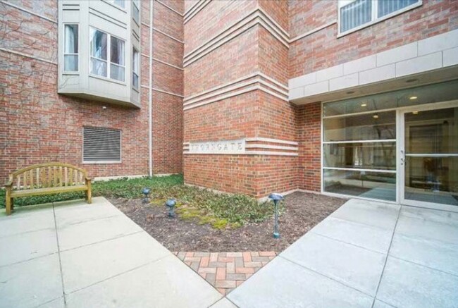 Foto del edificio - 57 E Hattendorf Ave