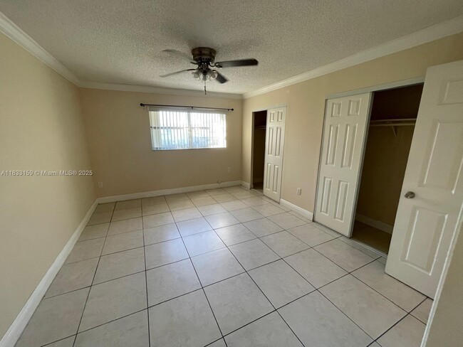 Foto del edificio - 6956 SW 111th Pl