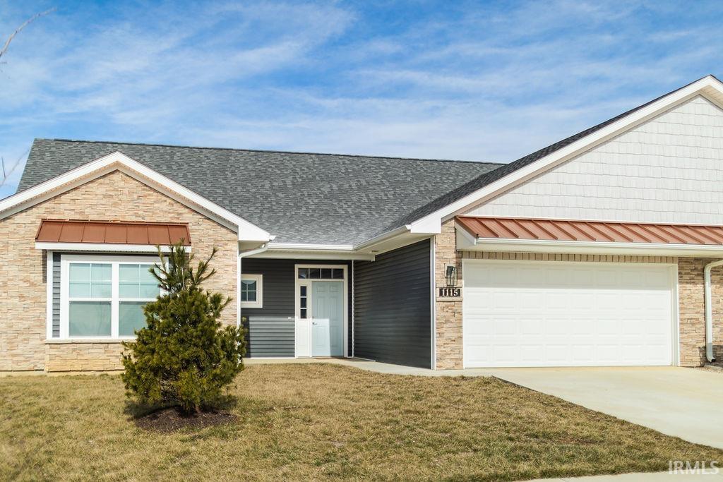Foto principal - 1115 W Rangeview Cir