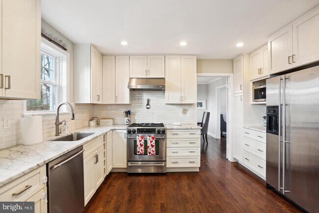 Building Photo - 7832 Fulbright Ct