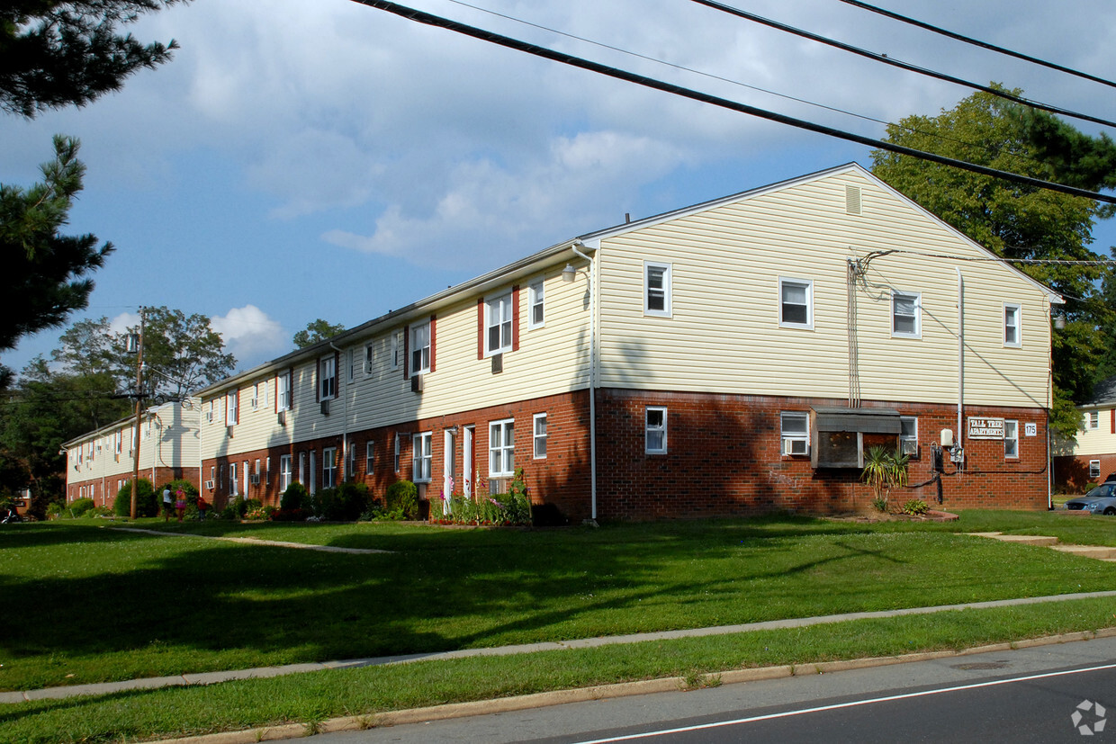 Exterior - Tall Tree Apartments