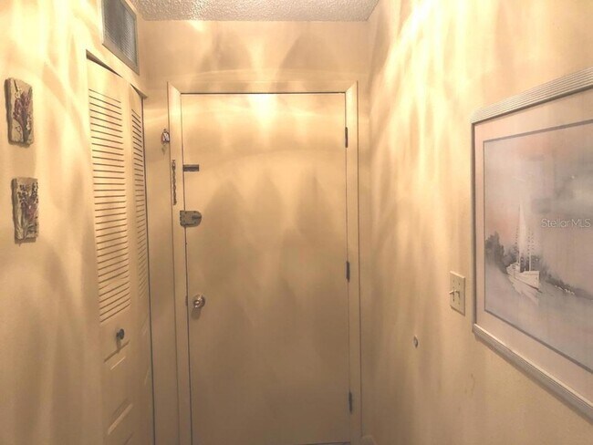 Foto del edificio - 532 Bahia Cir