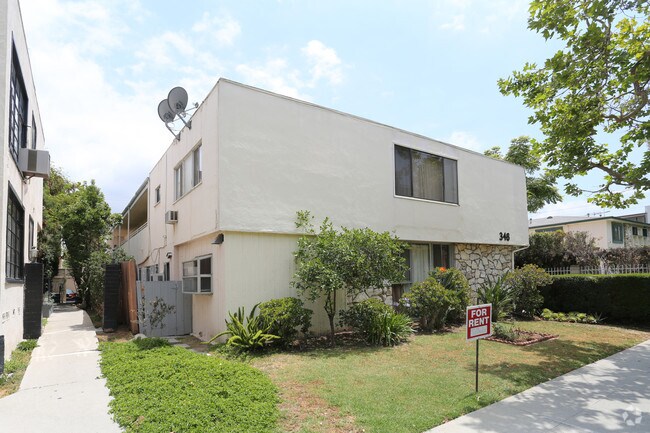 Building Photo - 348 S Rexford Dr