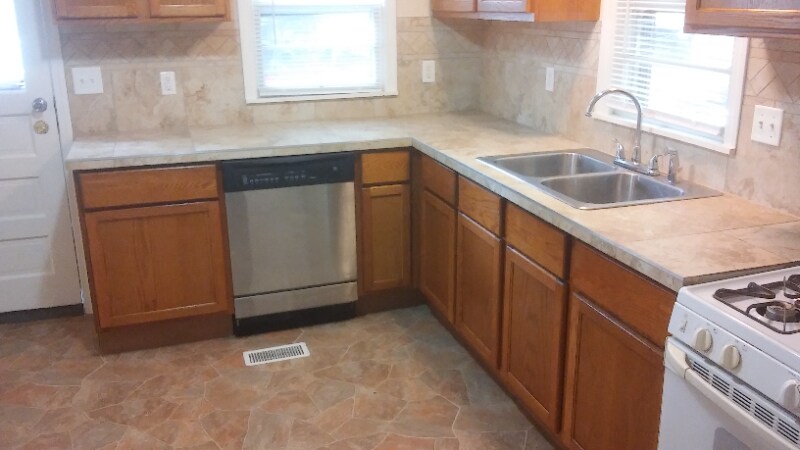 Foto principal - 807 S Coventry Dr