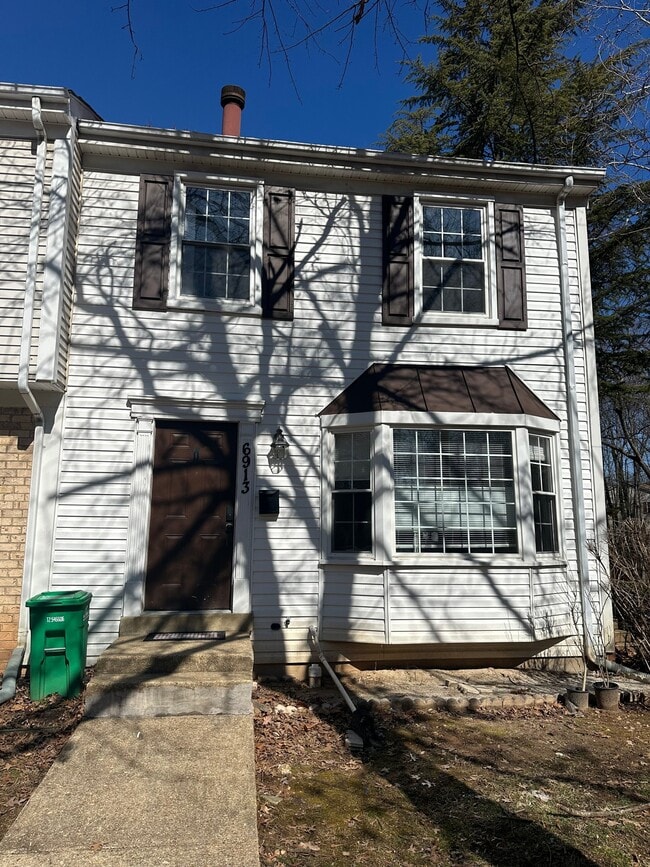 Building Photo - 6913 Woodstream Ln