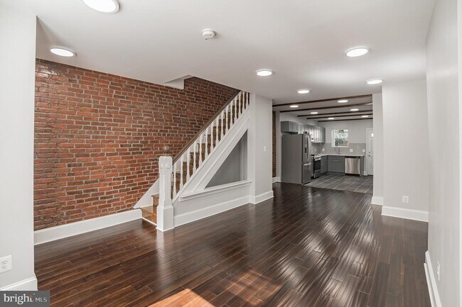 Building Photo - 1264 S Ringgold St