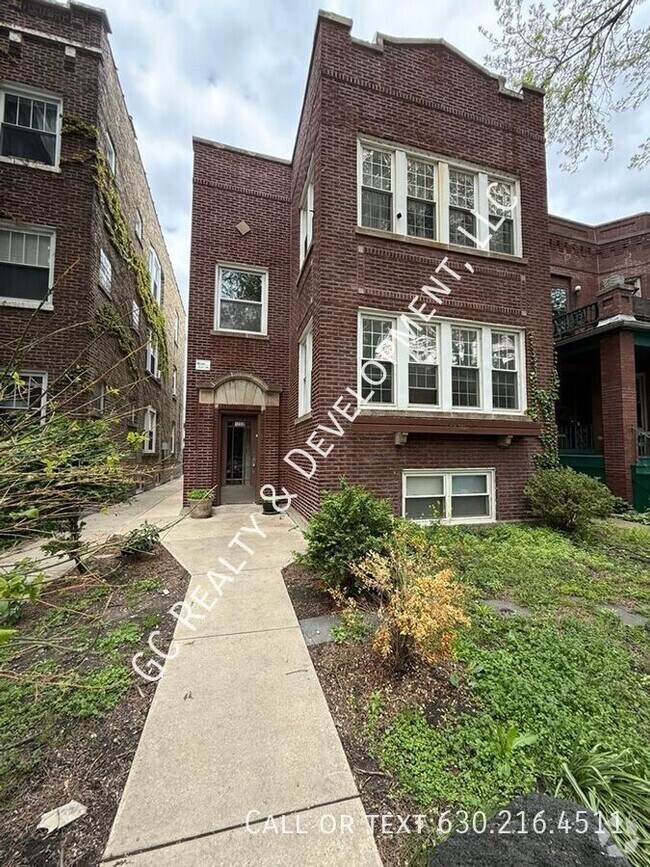 Building Photo - 1732 W Wallen Ave