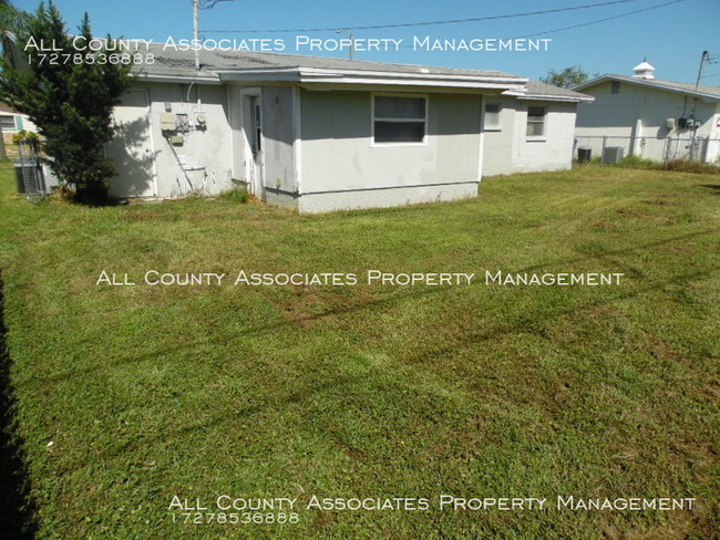 Foto del edificio - 3540 Kingsbury Dr