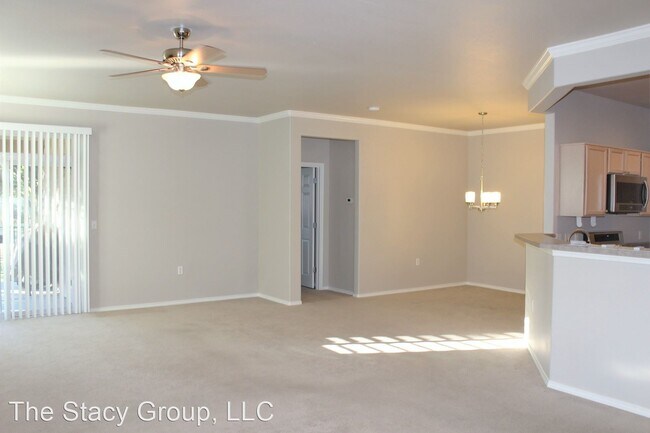 Building Photo - 2 br, 2 bath House - 117 Honey Creek Trail