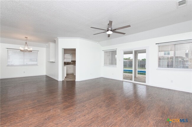 Building Photo - 1802 Lava Ln