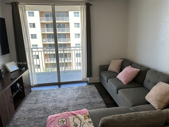 Foto del edificio - 219 NW 12th Ave