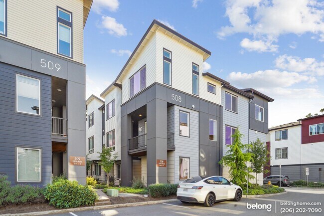 Foto del edificio - 508 237th St SE
