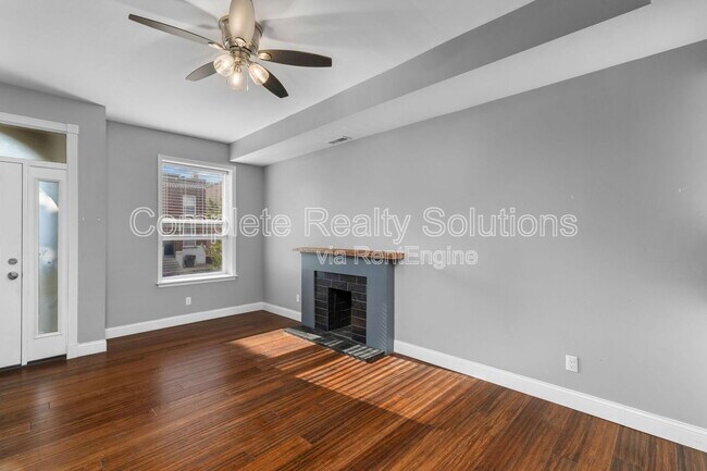 Building Photo - 3466 S Spring Ave