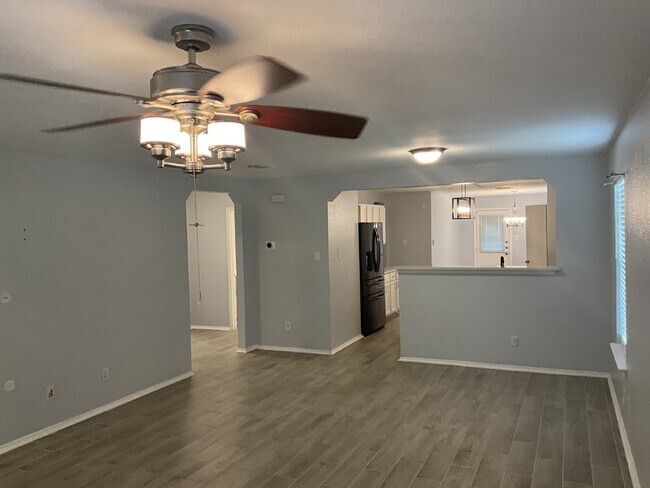 Building Photo - 7806 Ruidoso Chase
