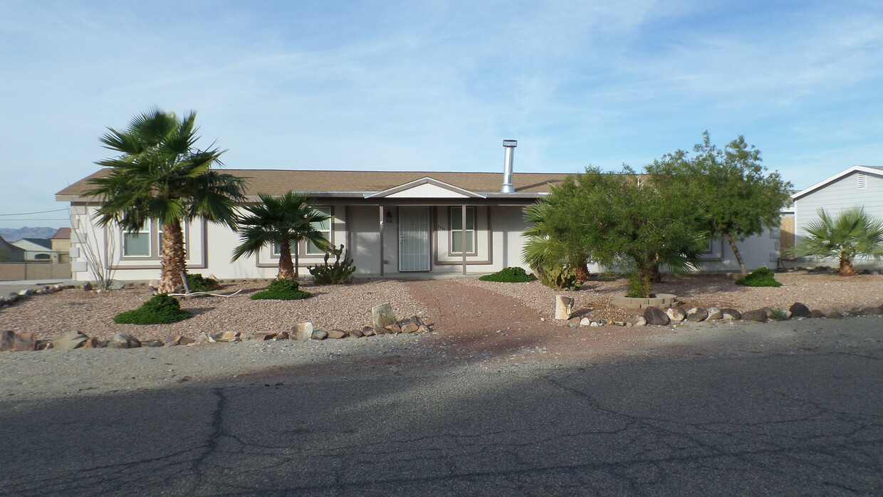 5661 Gazelle Dr, Fort Mohave, AZ 86426 House Rental in Fort Mohave