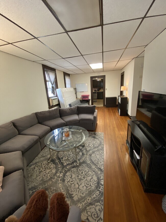 Foto del edificio - 132 Broughton Ave