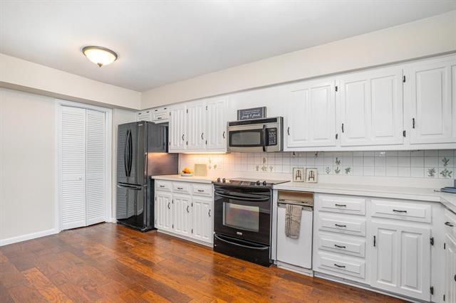 Foto del edificio - 2945 Country Pl Cir