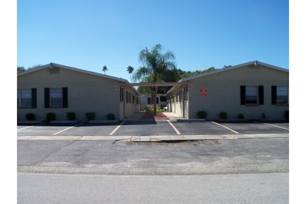 Foto principal - 600 90th Ave N