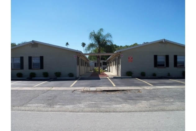 Primary Photo - 600 90th Ave N