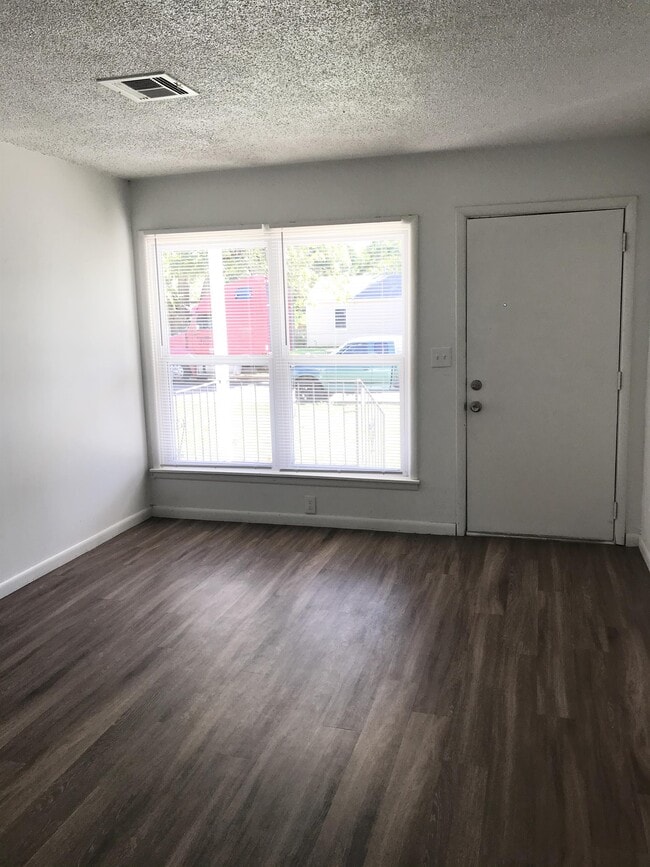 Photo - 3209 NE 14th St House