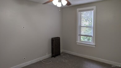 Building Photo - 166 Glen Ave