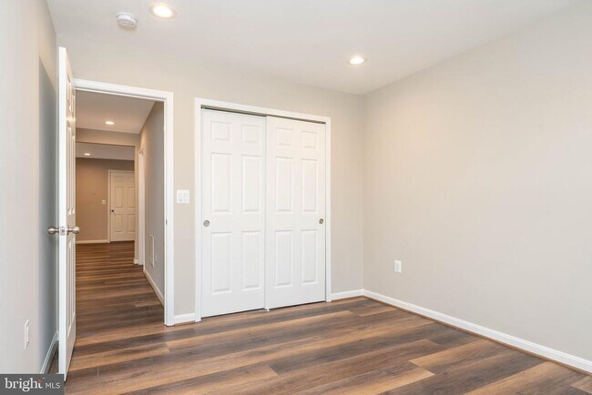 Foto del edificio - 44125 Eastgate View Drive